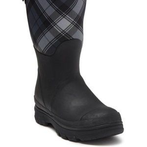 Western Chief Brand New size 8